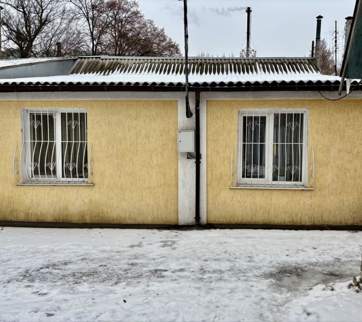 Продаж частини будинку з власним гаражем та сараєм на Фурманова ! - фото 1