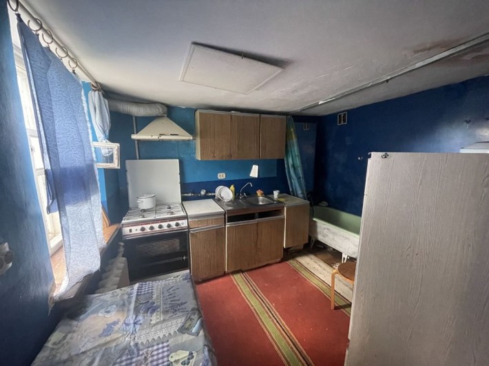 Половина будинку на Червоному Шляху - фото 1