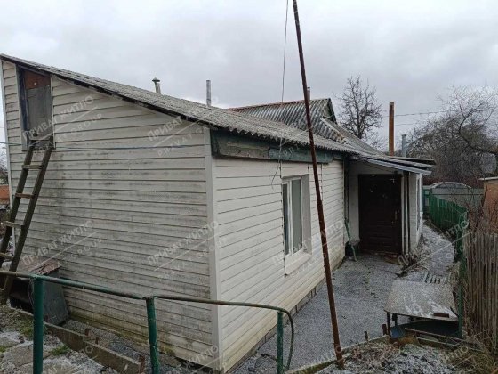 Частина будинку в 300 м від школи №8 Полтава