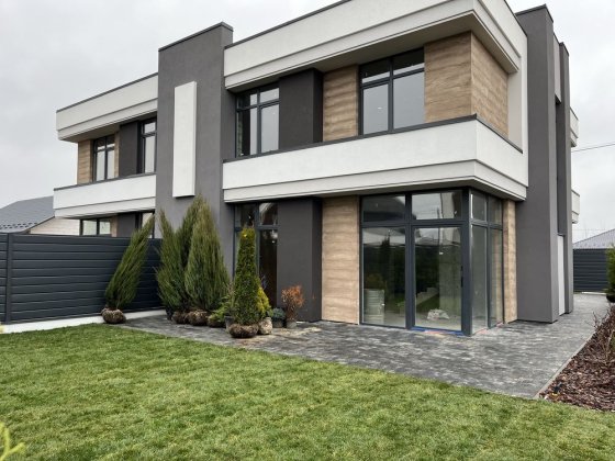 Сучасний дуплекс 136 кв.м, 3 сотки. Залишилась 1 половинка Буча