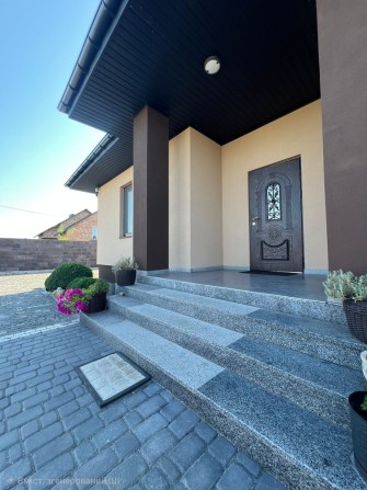 Будинок з власним подвір'ям - фото 1