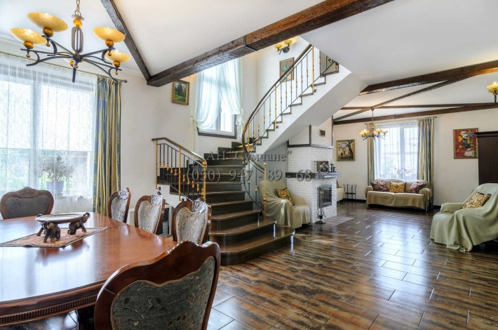 Дом в одном из живописнейших мест нашего города - фото 1