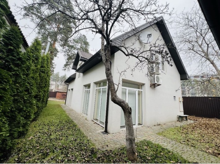 БЕЗ КОМІСІЇ, будинок з РЕМОНТОМ, меблями і технікою, заходь і живи - фото 1