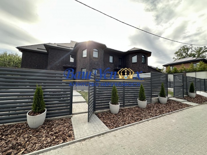 Акция !!!Будинок  в городке вокруг лес. ул  Солнечная , Ирпень. - фото 1