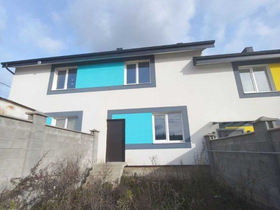 Продаж котеджа з міськими мережами Ровно