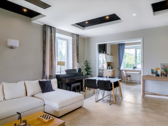 Стильний та сучасний будинок Суми