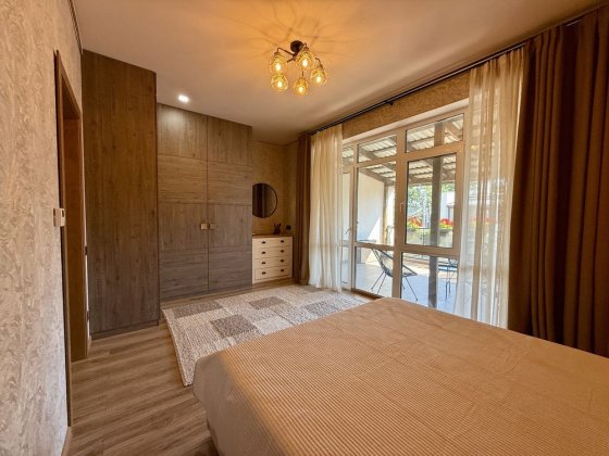 Таун з ремонтом в Ірпені. Закрите КМ, гараж, мін. оформлення! Ирпень