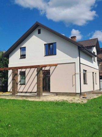 новый дом 140м2 в тихом месте центр 3км .от хозяина - фото 1