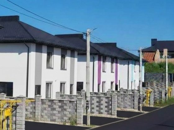 Продам котедж, Частину будинку. Сучасний 2пов дуплекс. Від власника Ровно