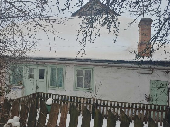 НЕРУХОМІСТЬ від ОЛЕКСАНДРА!!! Частина будинку по Старицького. Ровно