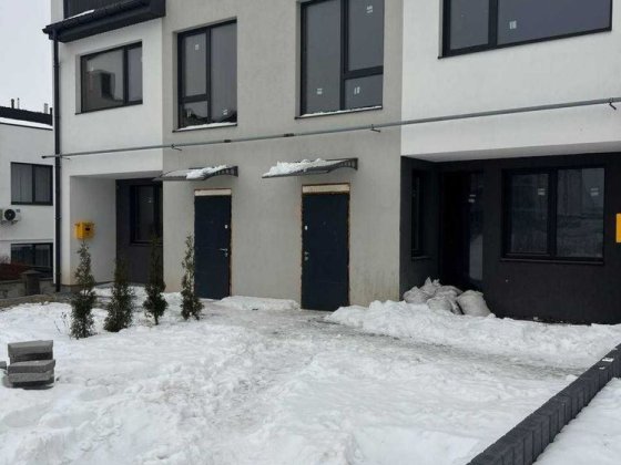 Продаж котеджу з міськими комунікаціями Щасливе Рівне