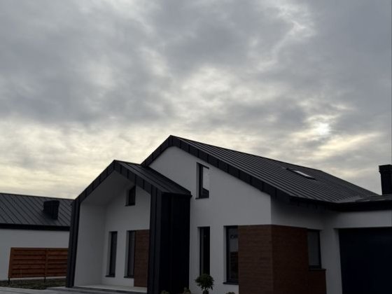 Продаж 2 поверхового будинку і ділянкою 5 соток, 190 кв. м, 4 кімнати Ровно