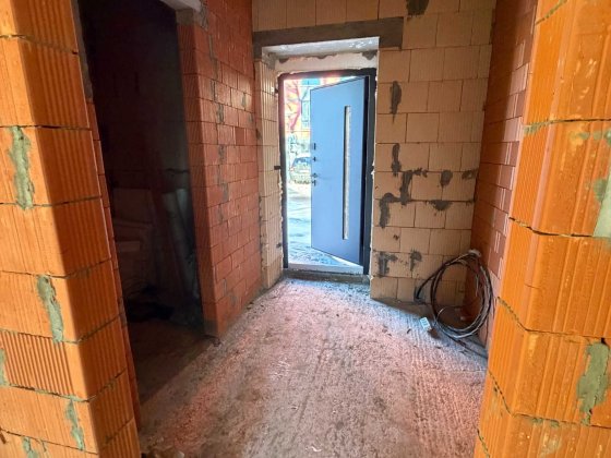 Дуплекс в Ірпені з дороговартісним ремонтом, озелененням, терасою Ирпень