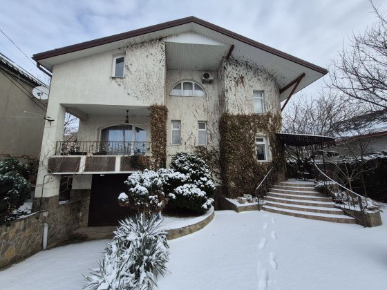 Шикарный дом  на Таврическом  309  м2. Тихое место ! Херсон