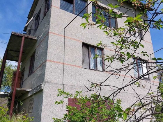 Продам дачний будинок з ділянкою 23 сот., Садгора, вул. Стефаника Чернівці