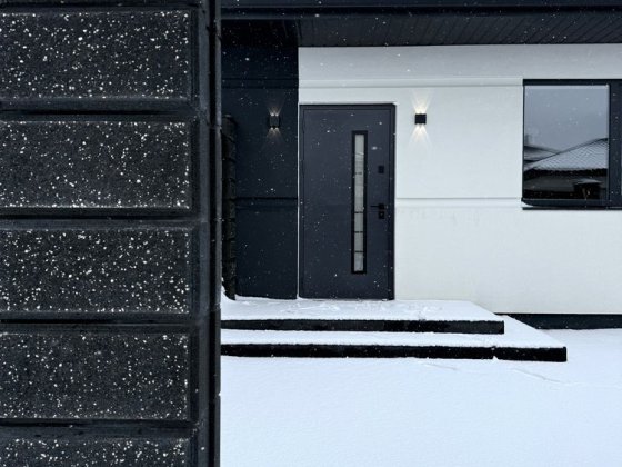 Готовий котедж-двоян, з асфальтованим доїздом! Ровно