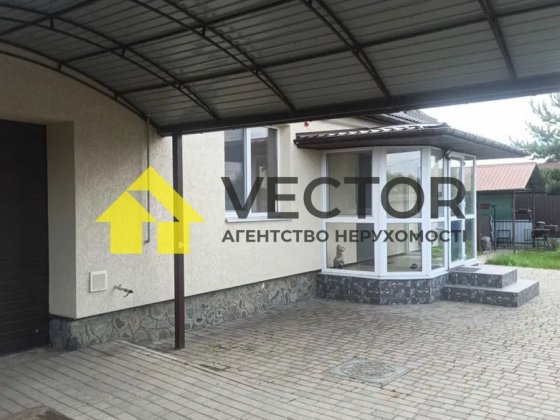 Продаж сучасного будинку з гаражем у місті! Полтава