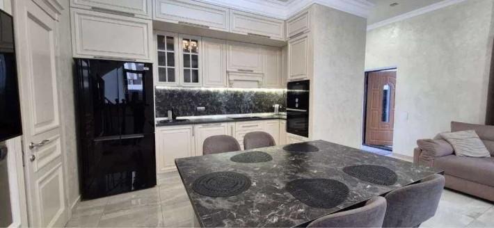 3-уровневый таунхаус в клубном доме Малый Марсель. 165000 у.е. - фото 1