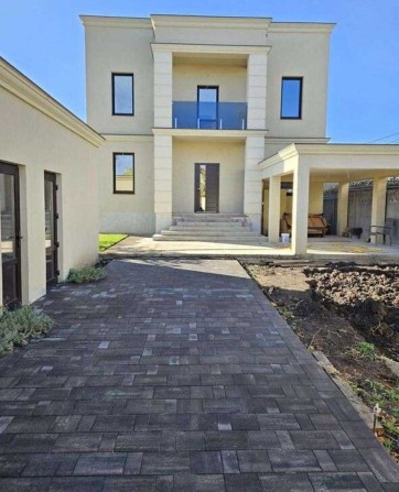 Дом на 4 сотках. Совиньон -3! Люстдорф! Новый дом! 1L55 - фото 1