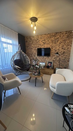 Продам затишний, сучасний будинок  у селищі Фонтанка - фото 1