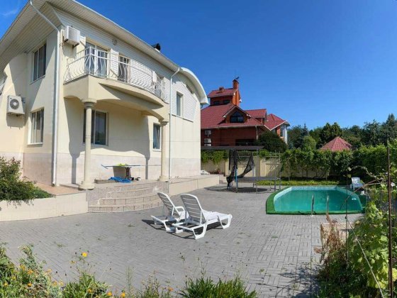 Хозяйский дом в Совиньоне, близость моря Лиманка