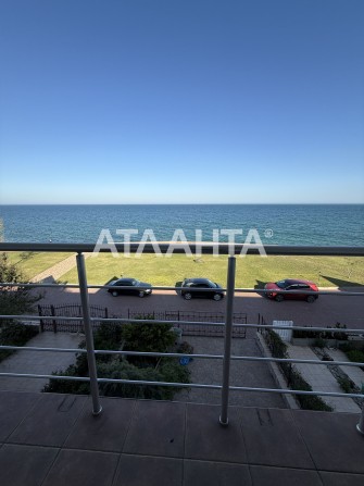 Продам летнюю резиденцию на берегу моря в Совиньоне - фото 1