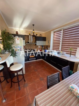 Хозяйский дом  с ремонтом на 7 сотках - фото 1