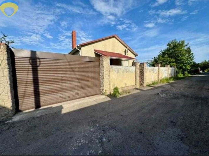 Продам дом с гостевым домом в Сухом Лимане - фото 1