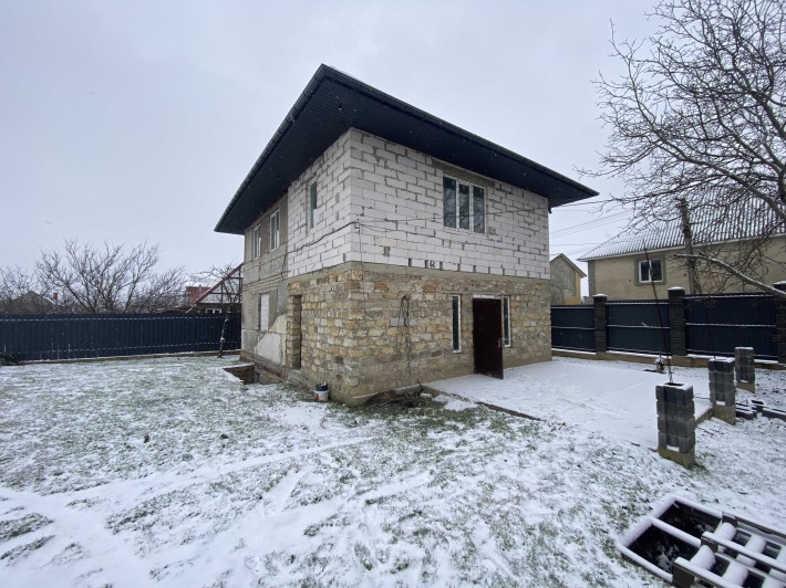 У продажу ділянка з незакінченою будовою в Сухому лимані - фото 1