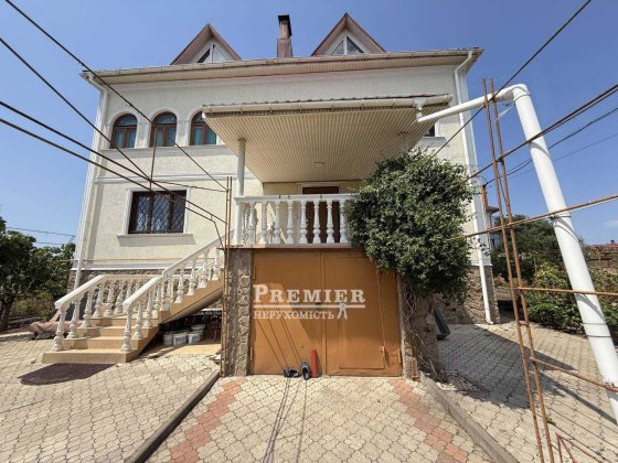 Дом 370 м2 с мансардой Бурлачья Балка