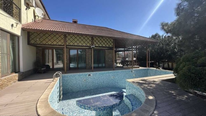 Хозяйский дом недалеко от моря, Совиньон, Зеленый Гай, 20 соток - фото 1