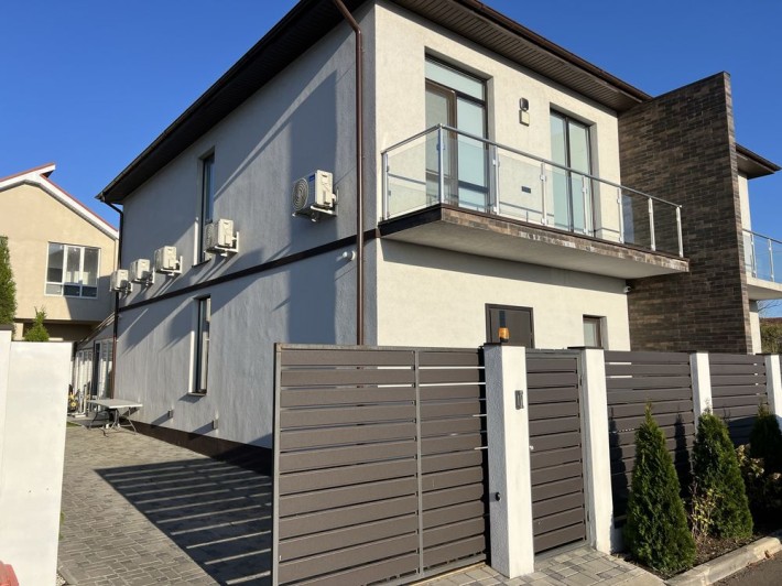 Продам дом дуплекс таунхаус Совиньон - фото 1