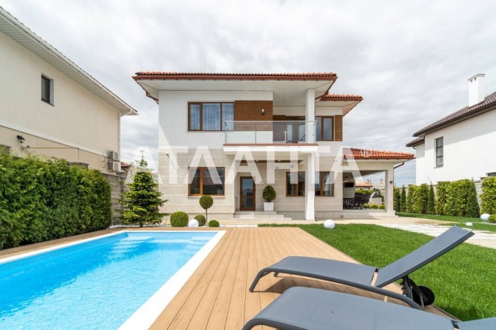 Продаётся дом с дизайнерским ремонтом в ЖМ Дайберг - фото 1