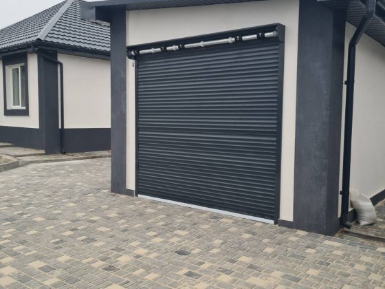 Продам новый дом в Усатово-1 с гаражом и ремонтом!