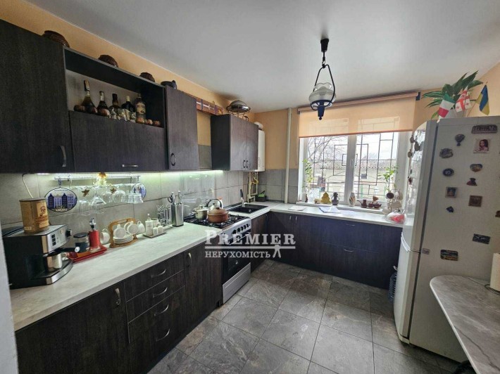 У продажу 2 поверх. будинок - фото 1