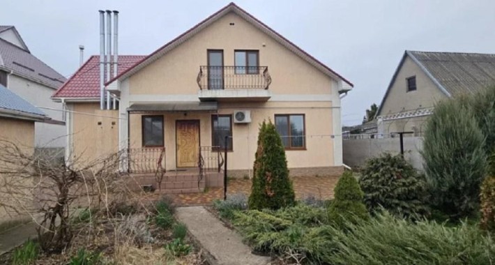 Продам большой дом со всеми удобствами в с. Молодежное (SH-214-209) - фото 1