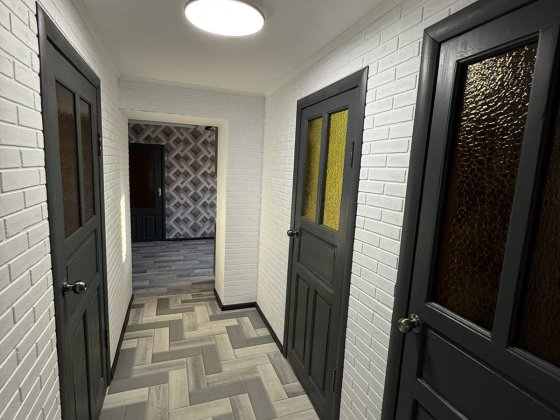 Часть дома и 10 соток 
Асфальтированная улица.
Учас Біляївка