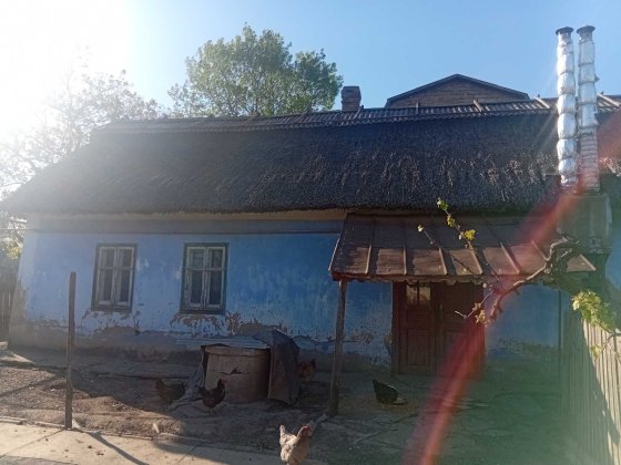 Продам дом по центральной улице Біляївка