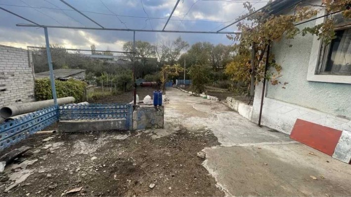 (13) Продам дом под реконструкцию  в с.Прилиманское - фото 1