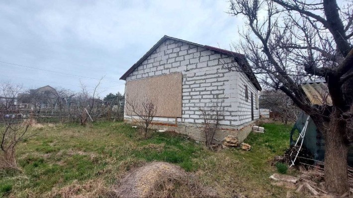 Дом в пригороде Черноморска - фото 1