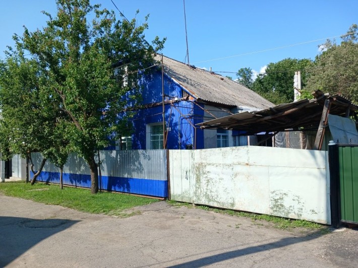 Замельний участок 5 соток з будинком і господарськими спорудами - фото 1