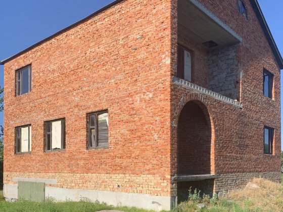 Продам будинок в мальовничому місці біля річки Ворскла Кобеляки