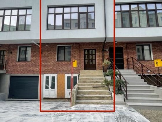 Терміново!Продаю таунхаус 170 m2+підземний гараж 55m2 Чернівці