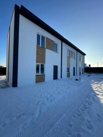 Таунхаус в Ірпені, поруч магазини, супермаркети, зручний Виїзд - фото 1