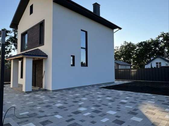 Готовый дом на против парка Дубки. Газ и центральные коммуникации Ирпень