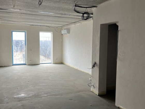 Котедж, продаж від власника, швидкий заїзд. Торг. Ужгород