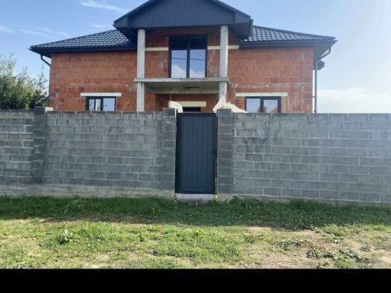 Продається будинок. ЦІНУ ЗНИЖЕНО  РАЙОН САДОВИЙ. Ужгород