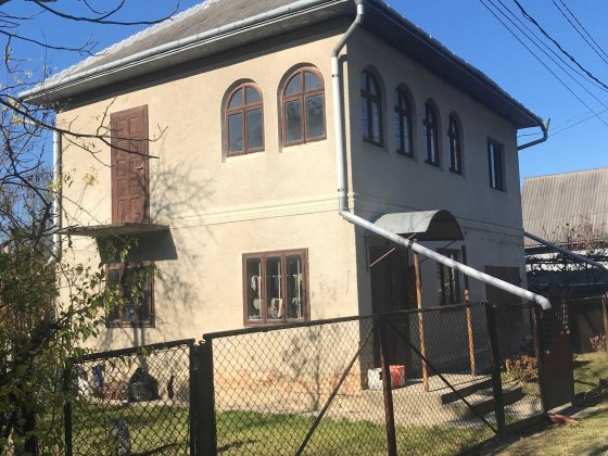 ПРОДАМ будинок біля Калинівського ринку Чернівці