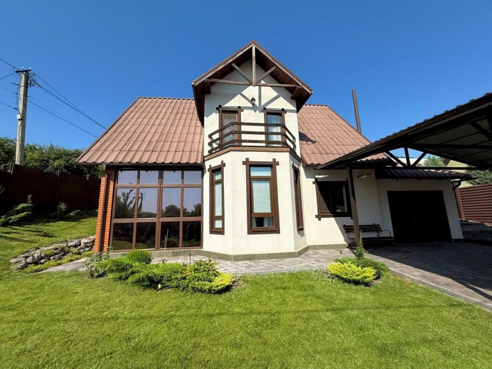 Будинок в Яру з ремонтом, 3 спальні та кухня-студія, гарна локація - фото 1