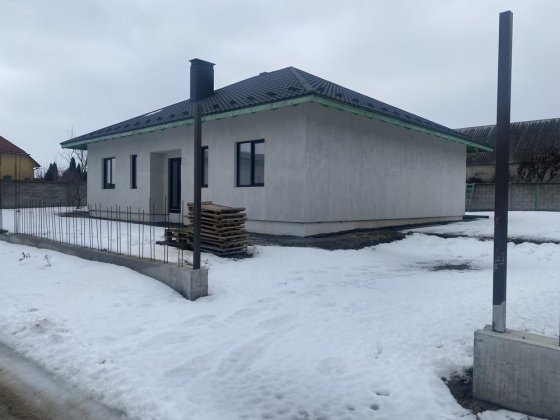 Продається окремий будинок Рівне